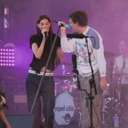 Royel Otis & Charlotte Cardin - © Théo Hamel