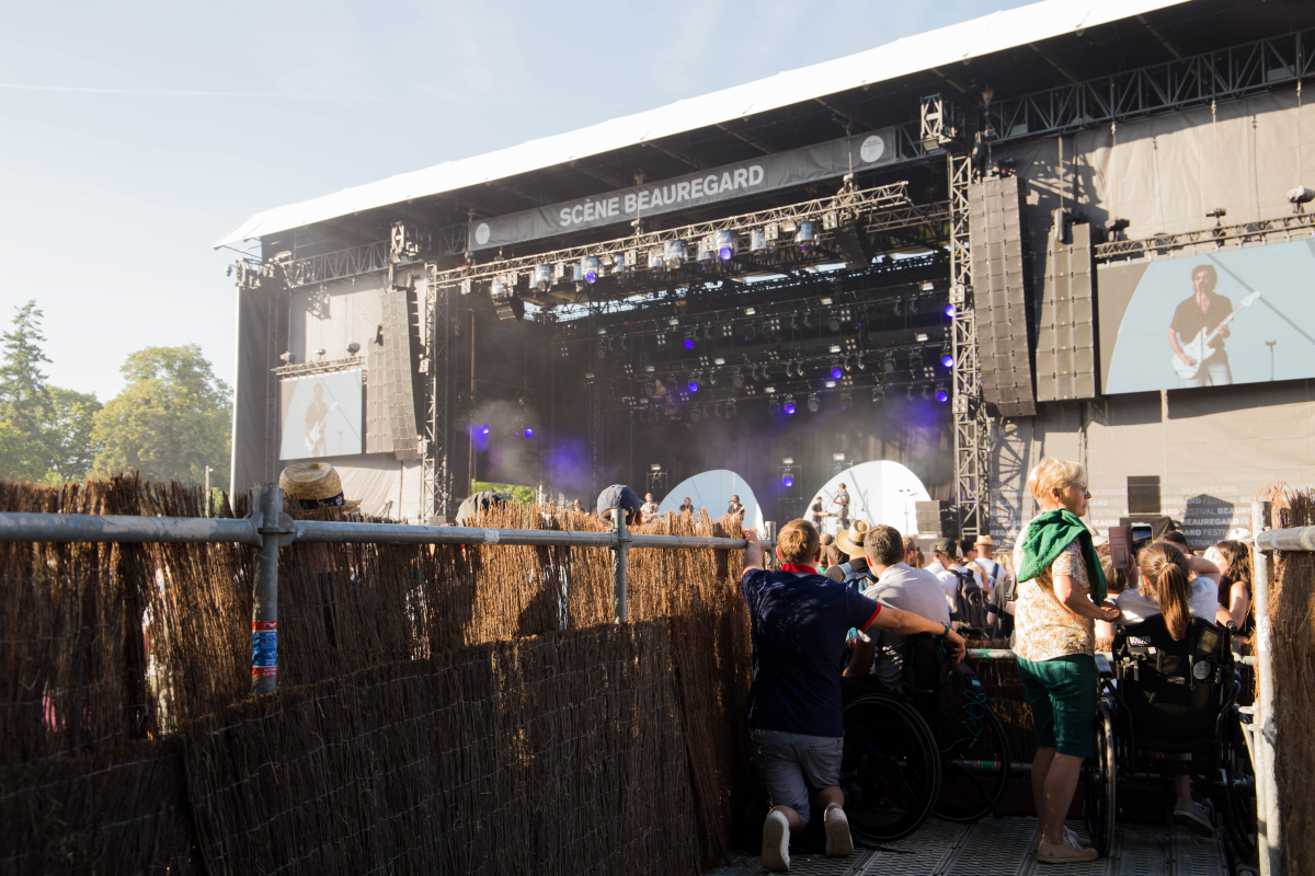 Les aménagements PMR/PSH au Festival Beauregard